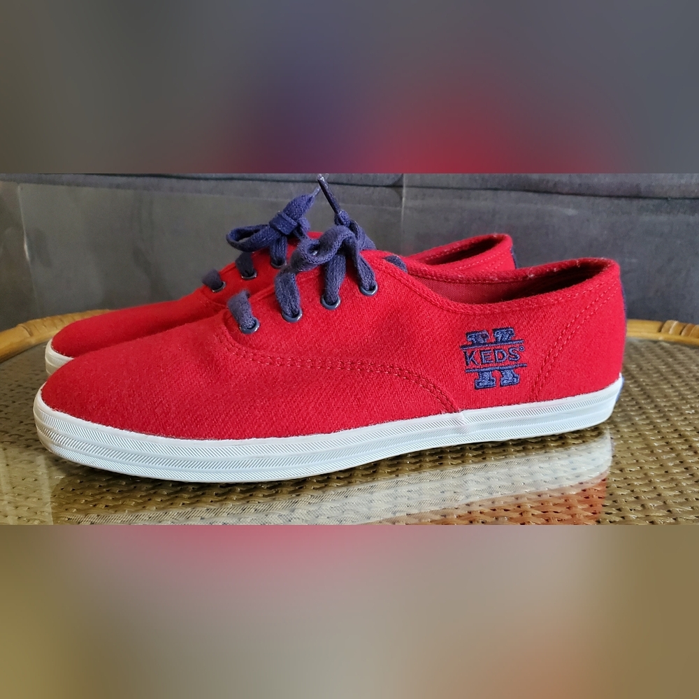 Red KEDS varsity edition Wool shoes. Size 7 Womens